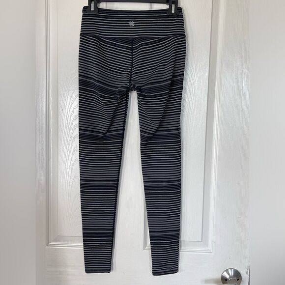 Athleta color block stripe CHATURANGA tights Leggings size small - Picture 3 of 7